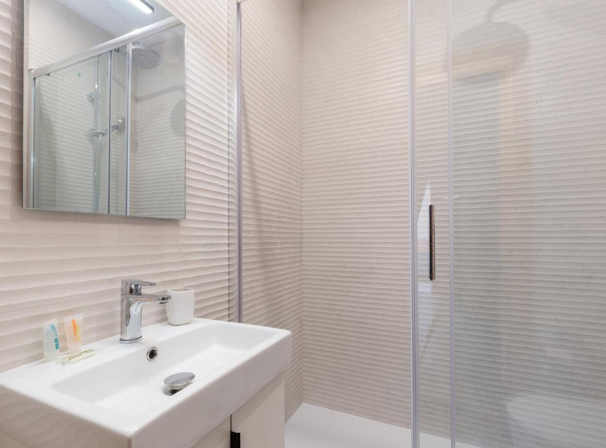 Spacious Doubleroom Apartment At Sants برشلونة المظهر الخارجي الصورة