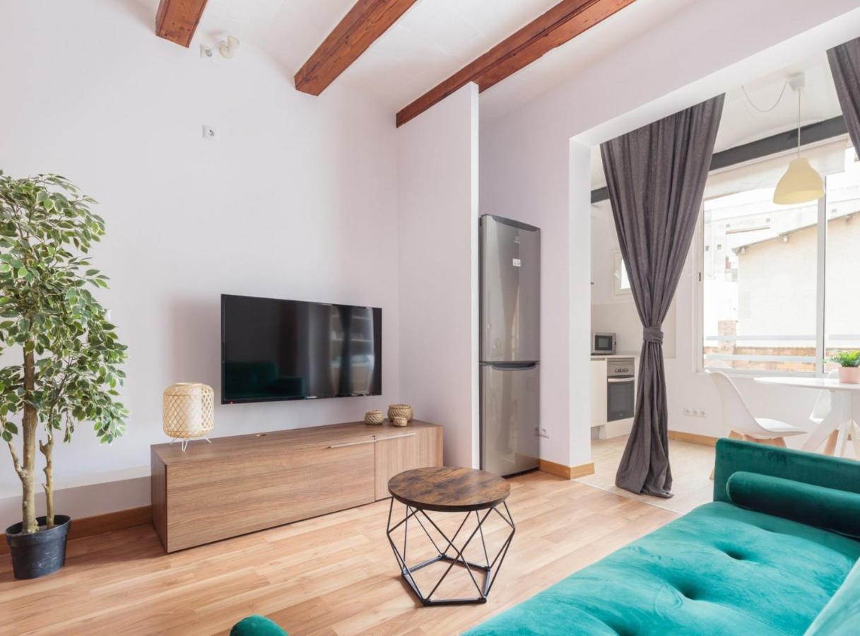 Spacious Doubleroom Apartment At Sants برشلونة المظهر الخارجي الصورة