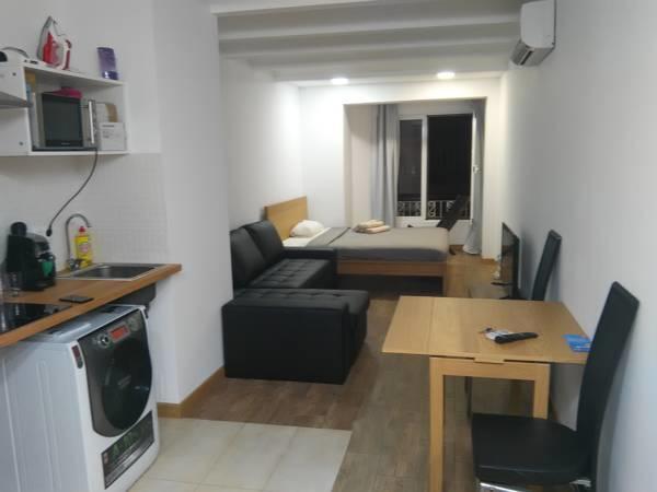 Spacious Doubleroom Apartment At Sants برشلونة المظهر الخارجي الصورة